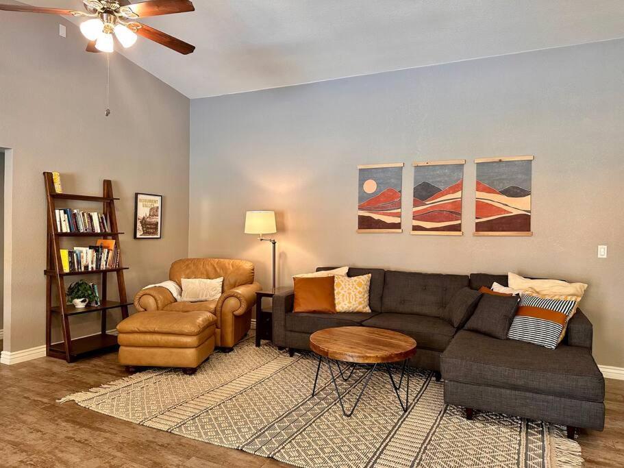 Mesa Oasis Private Pool Spacious! 10+ Guests 7 Beds New, Great Location! Exterior foto