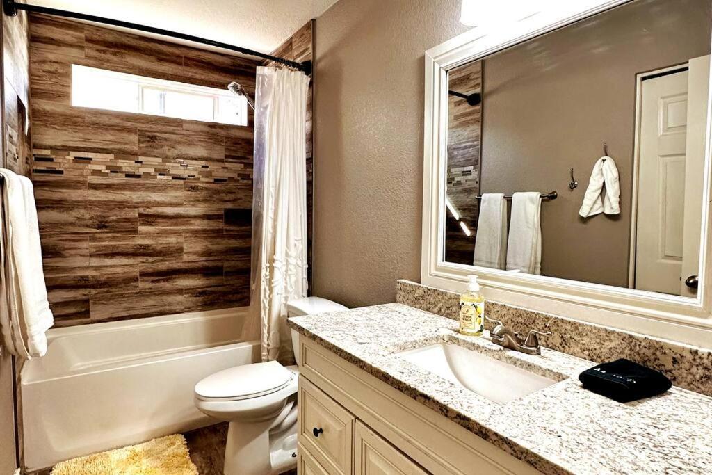 Mesa Oasis Private Pool Spacious! 10+ Guests 7 Beds New, Great Location! Exterior foto